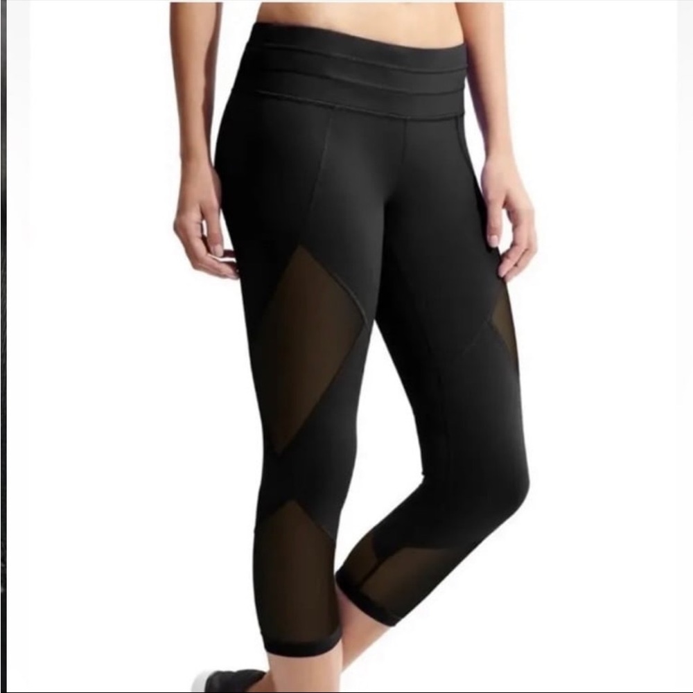 Athleta Sonar Mesh Capri Leggings Black Size Small